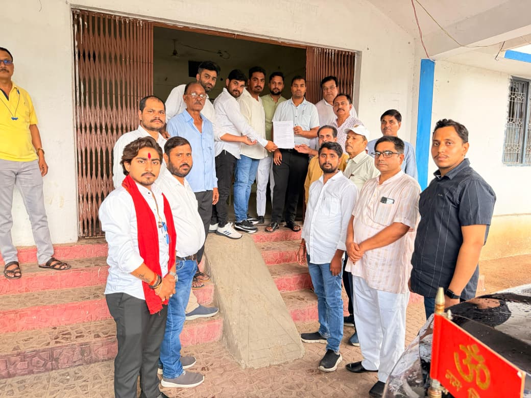 सोनहत नरसंहार : 9 हत्यारे तो सलाखों के पीछे पहुंचे, पर शांत नहीं हुआ आक्रोश, अब ‘बुलडोजर न्याय’ के लिए अड़ा क्षत्रिय समाज !