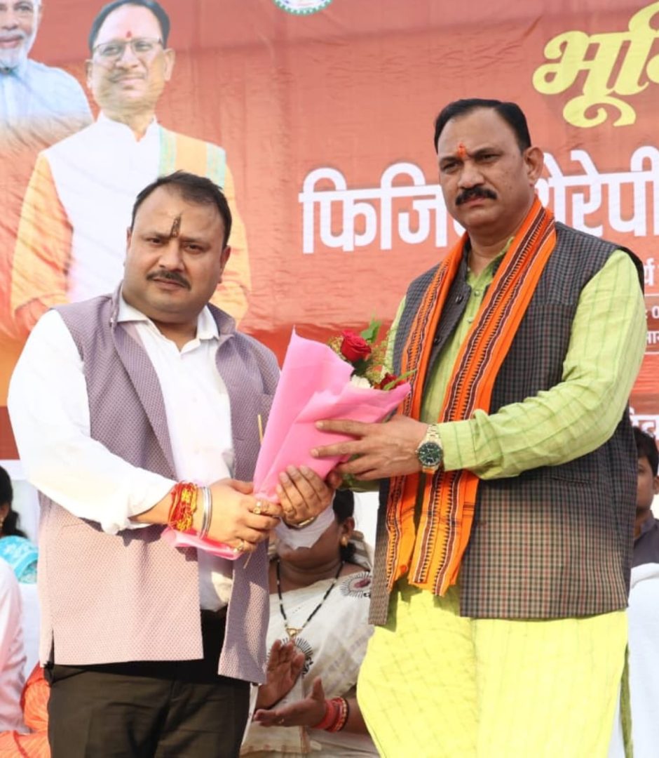 MCB जिले ने रचा इतिहास : CMHO डॉ. अविनाश खरे के मार्गदर्शन में राष्ट्रीय लक्ष्य हासिल करने वाला छत्तीसगढ़ का पहला जिला बना