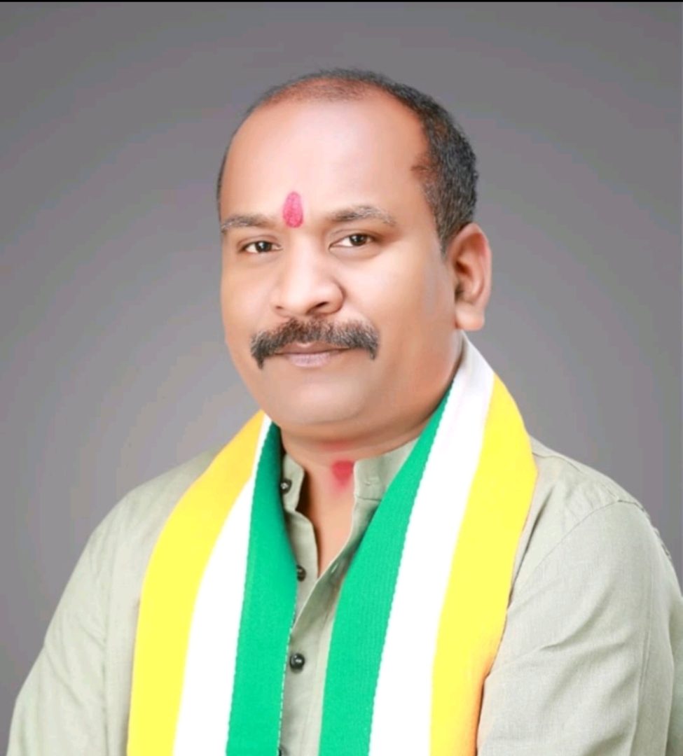 एमसीबी में भवन कर पर गरमाई राजनीति : पूर्व विधायक गुलाब कमरो का बड़ा हमला – “बिजली-महंगाई के बाद अब ग्रामीणों की जेब पर ‘डबल इंजन’ सरकार का डाका!”
